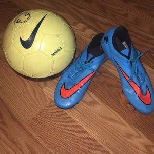 Hypervenom Nike Soccer Cleats